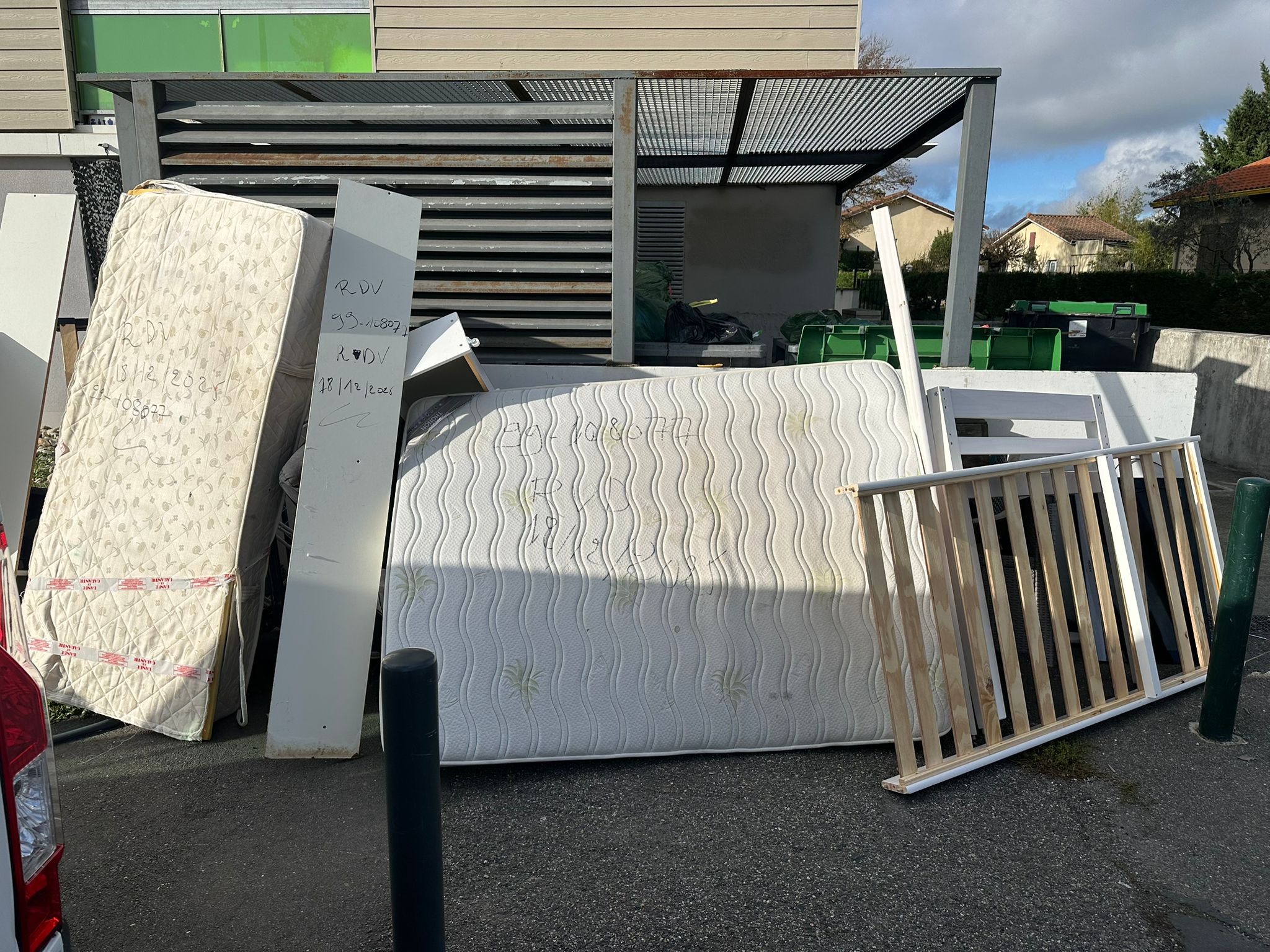 Nettoyage debarras dechets encombrant  toulouse 31000