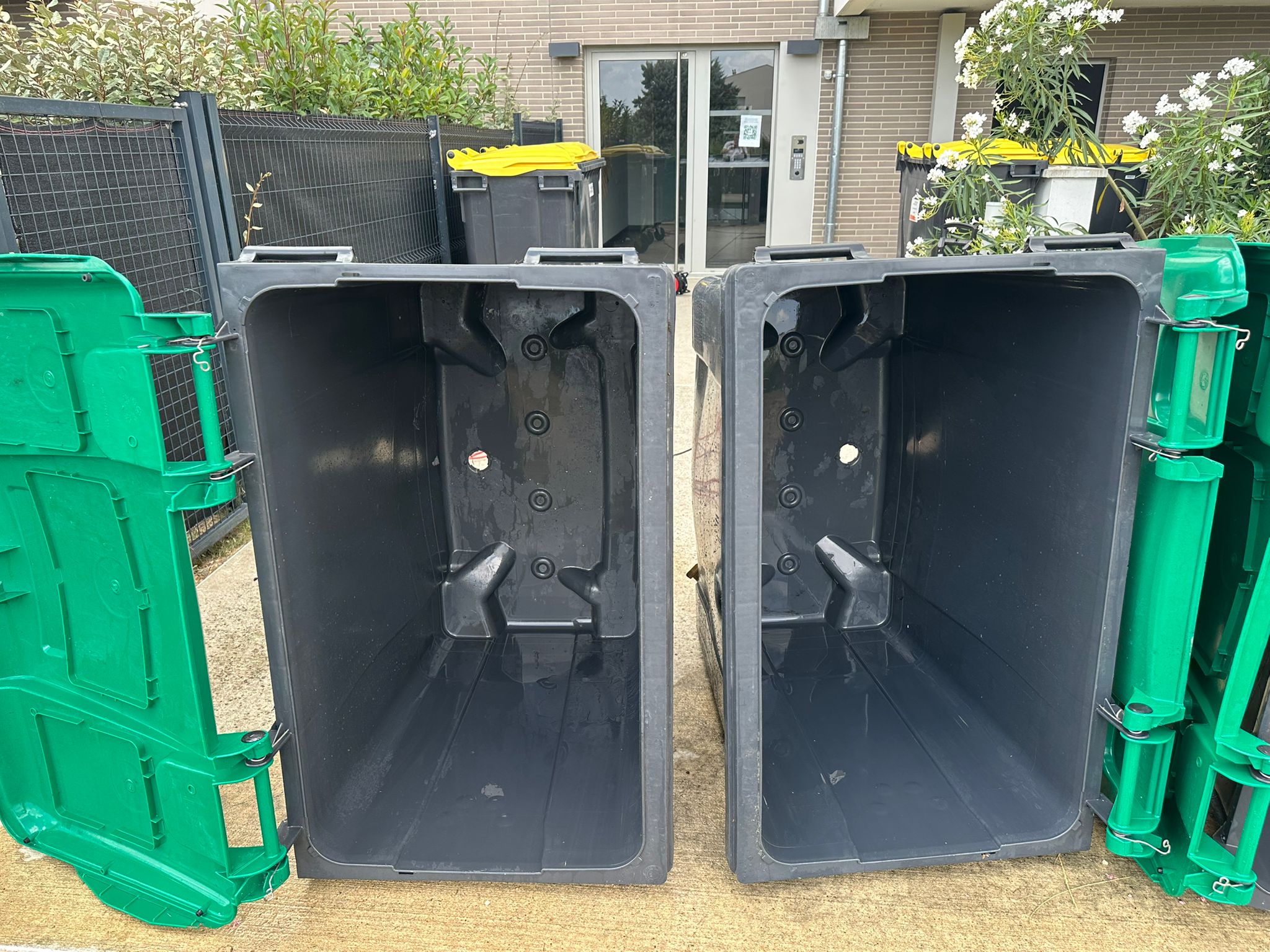 Nettoyage conteneur poubelle  toulouse 31000