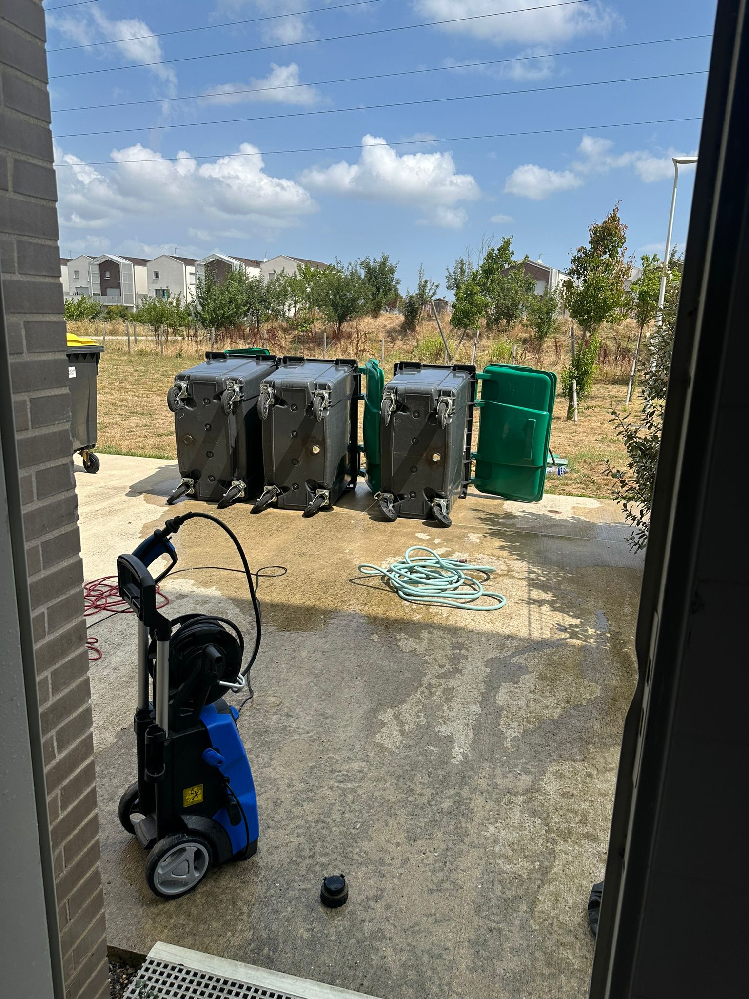 Nettoyage conteneur poubelle  toulouse 31000