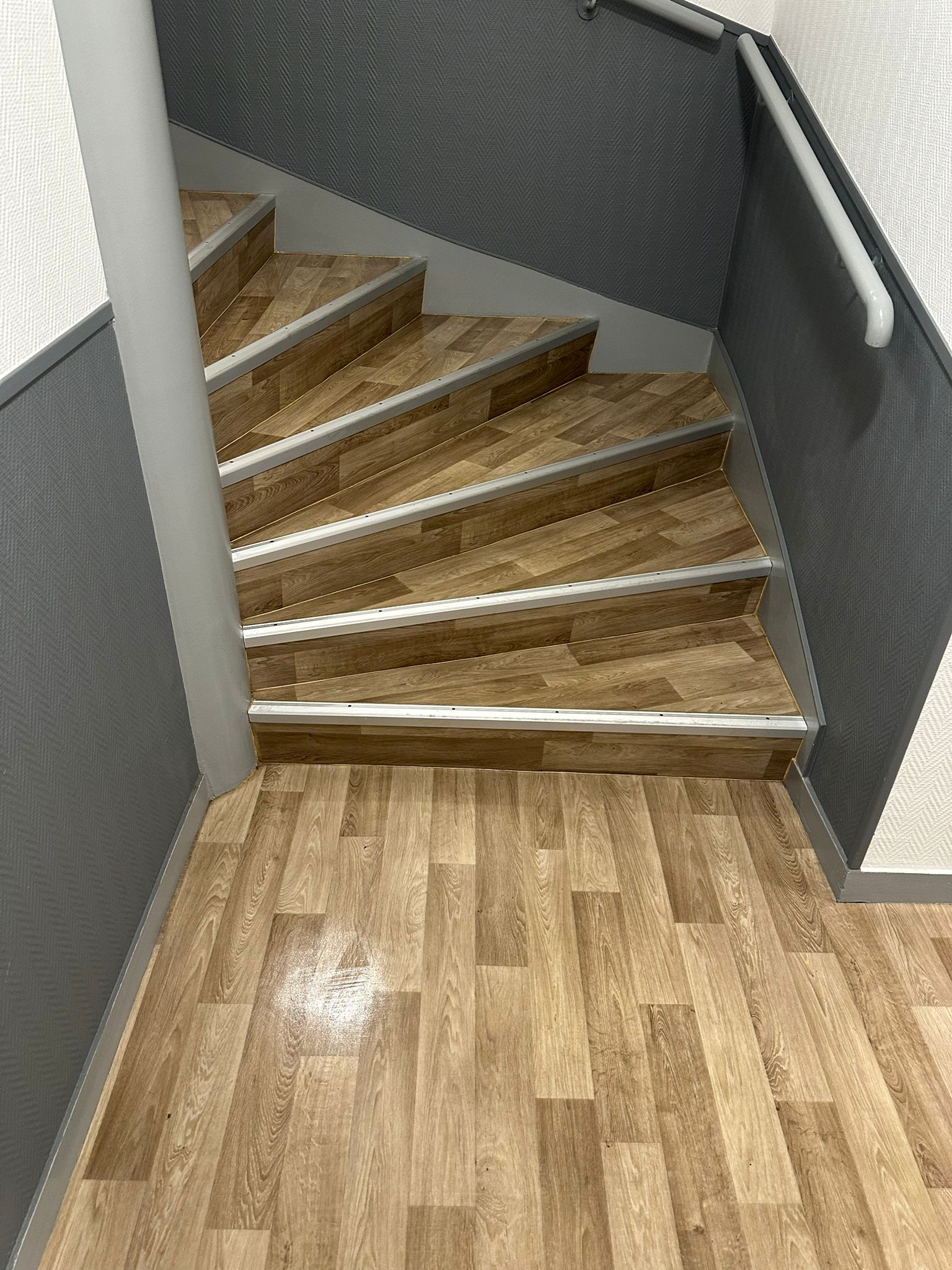 Nettoyage cage escalier  toulouse 31000